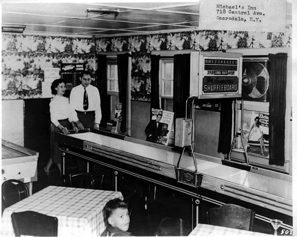 Michael's Inn Shuffleboard Picture